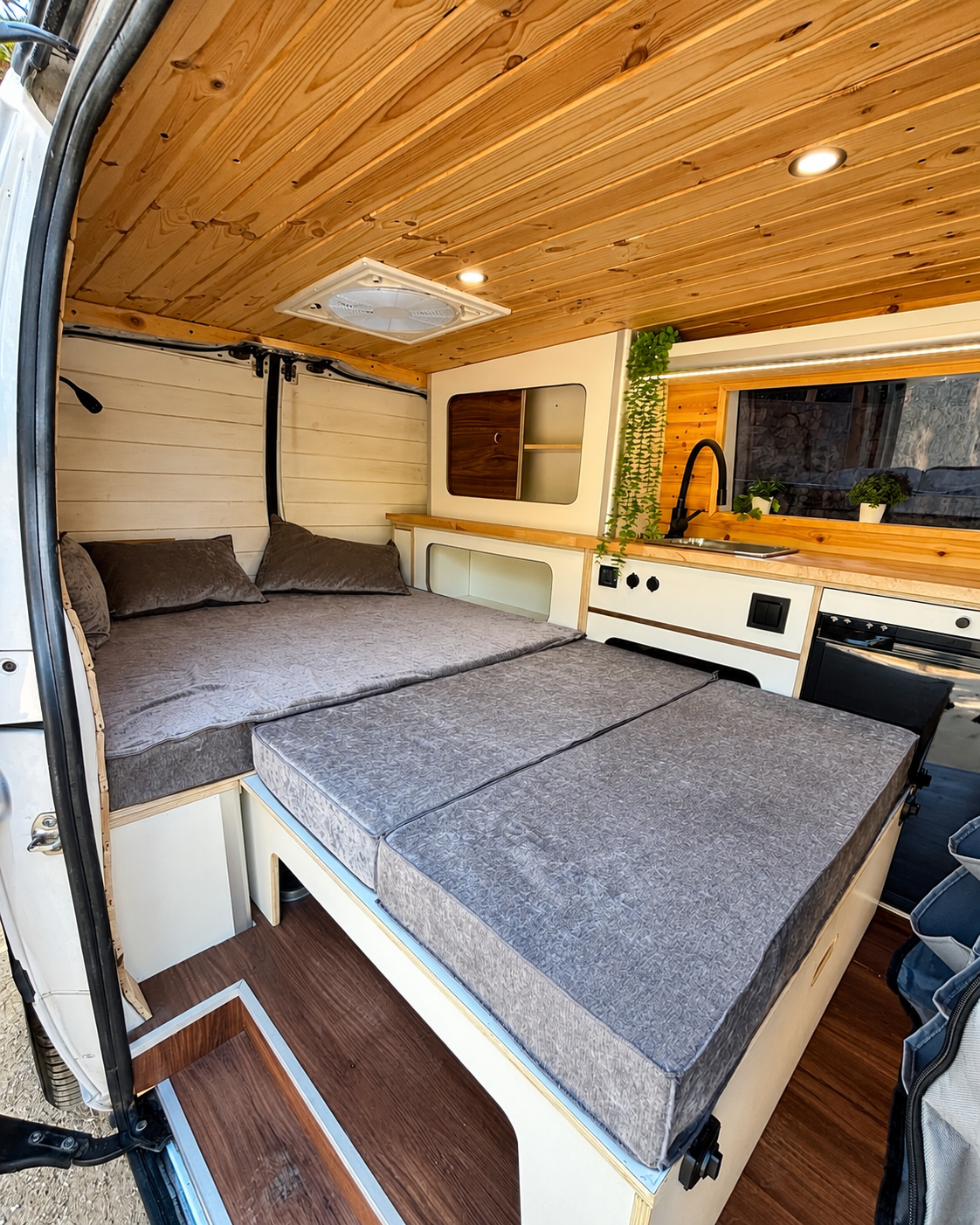 Mercedes Vito Camper