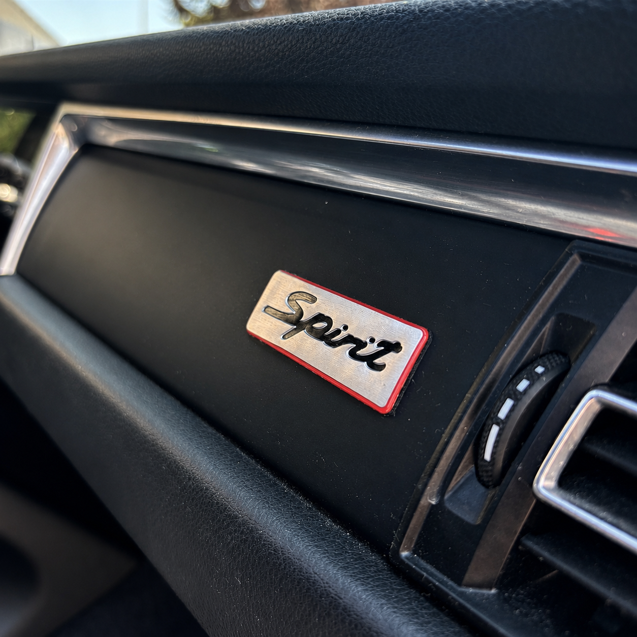 PORSCHE MACAN SPIRIT