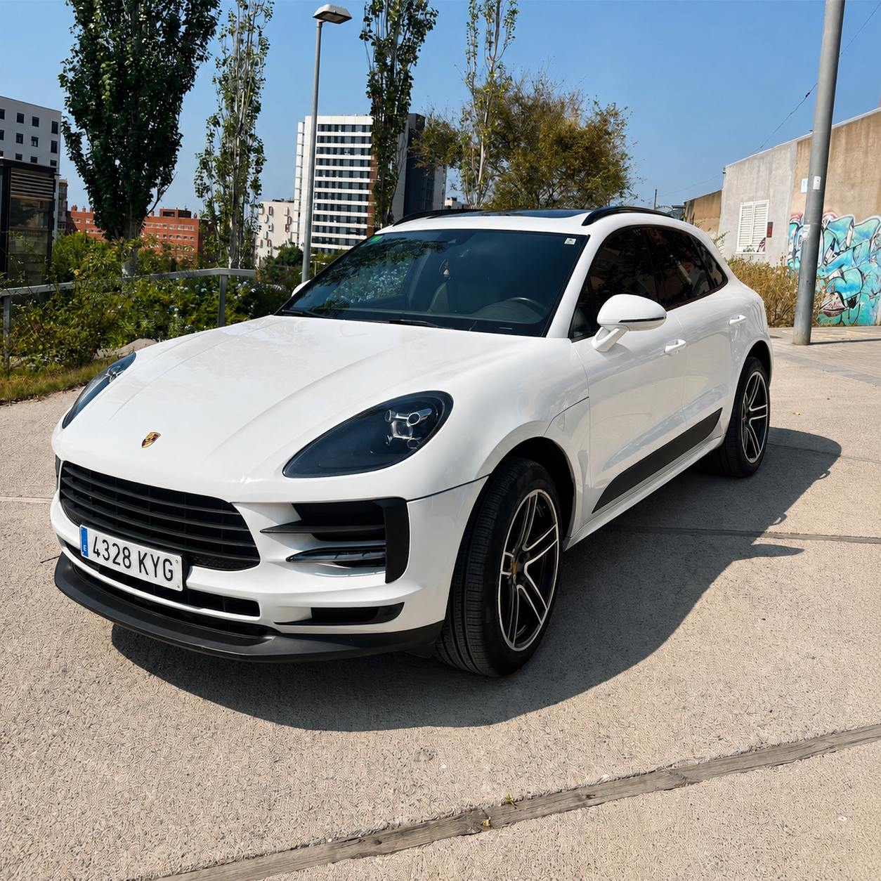PORSCHE MACAN SPIRIT