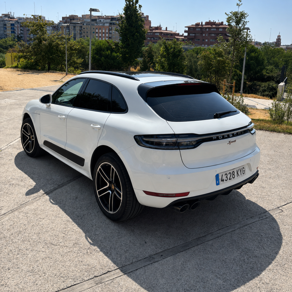 PORSCHE MACAN SPIRIT
