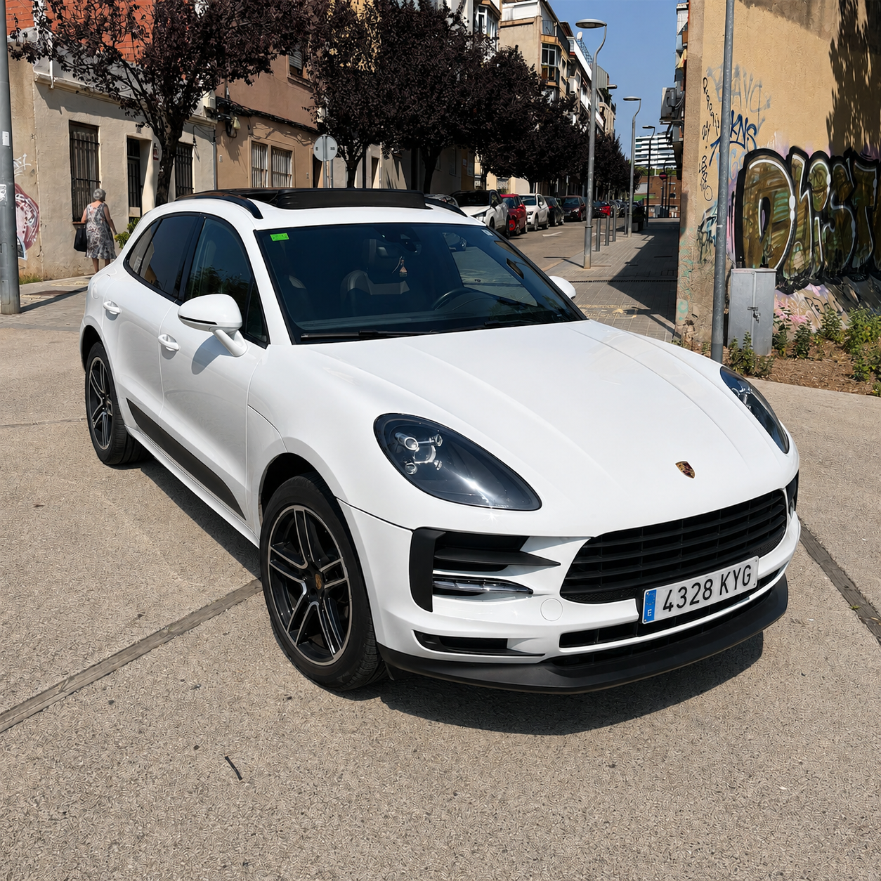 PORSCHE MACAN SPIRIT
