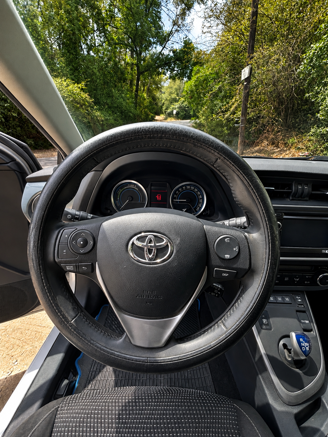 Toyota Auris 1.8 Hybrid Active