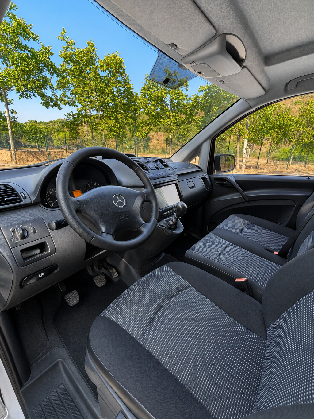Mercedes Vito Camper