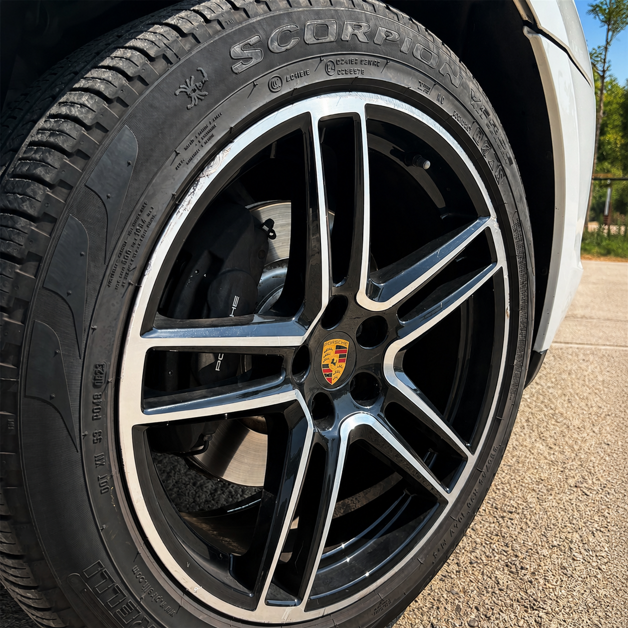 PORSCHE MACAN SPIRIT