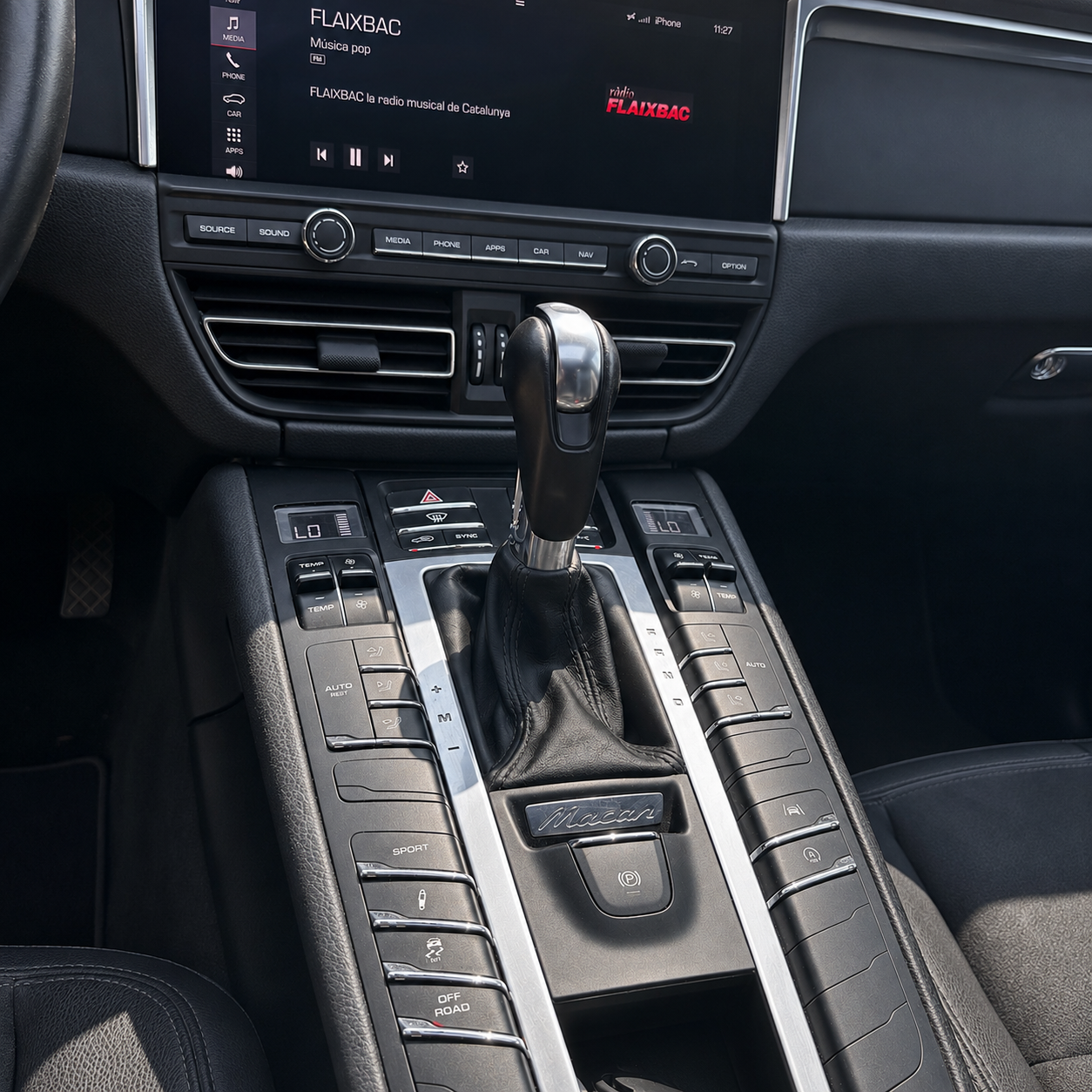 PORSCHE MACAN SPIRIT