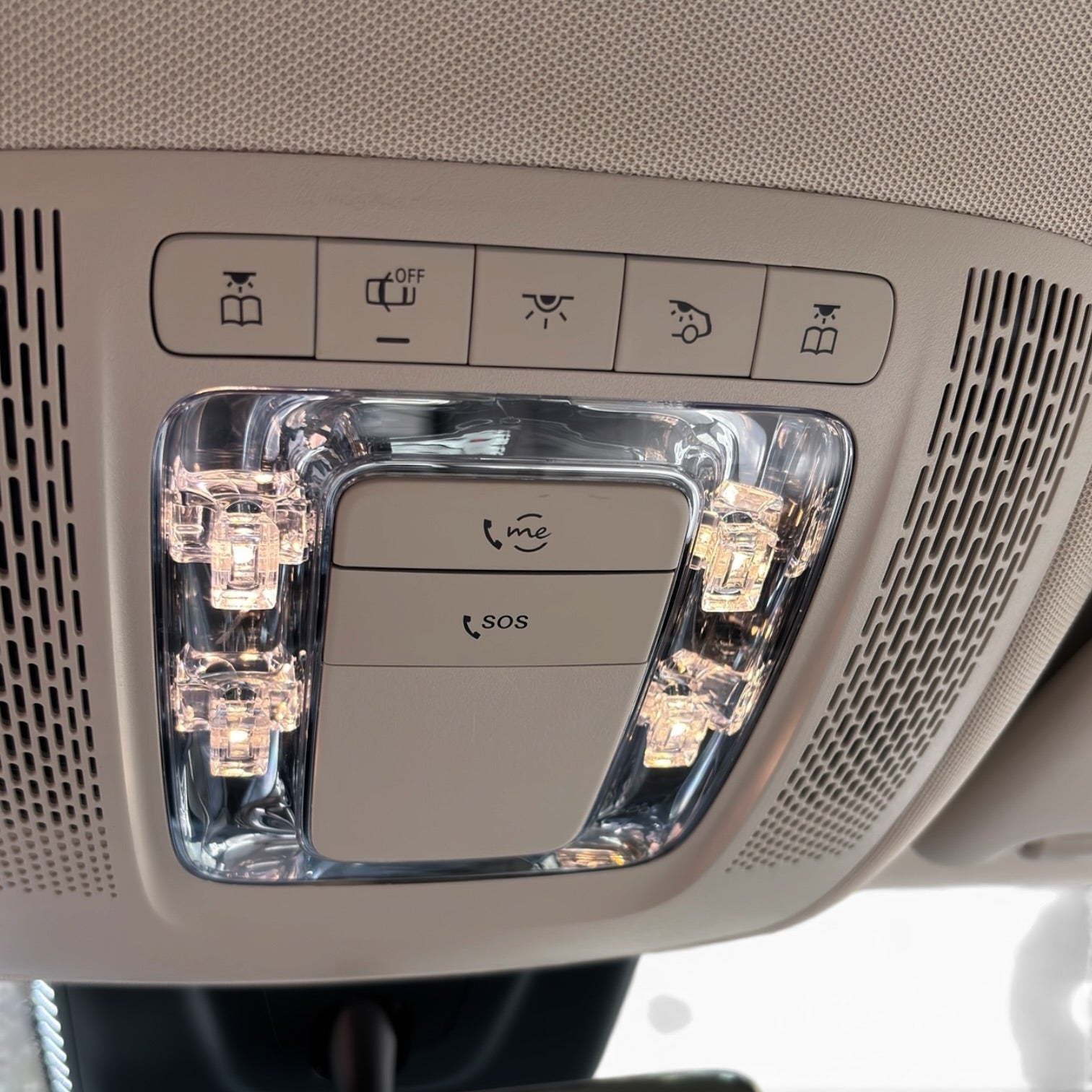 Mercedes EQA 300 4MATIC 2023