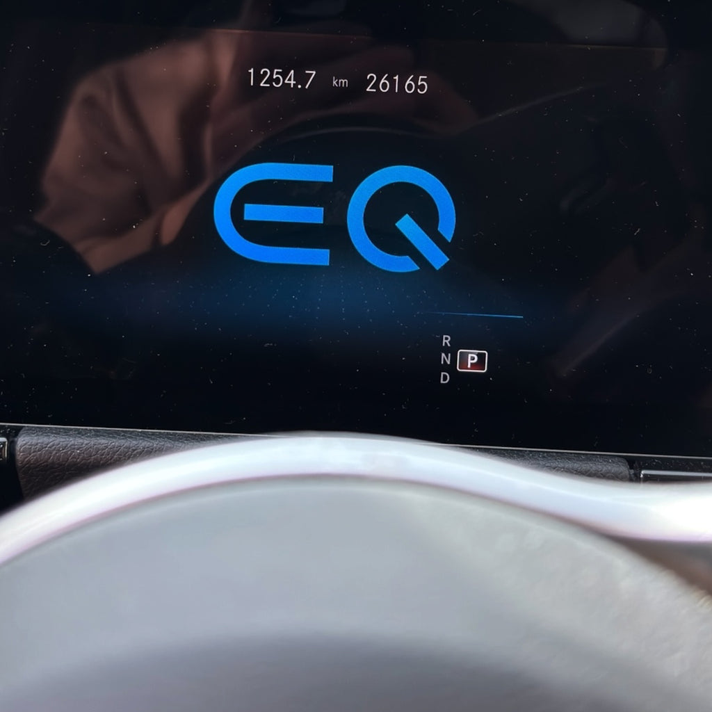 Mercedes EQA 300 4MATIC 2023