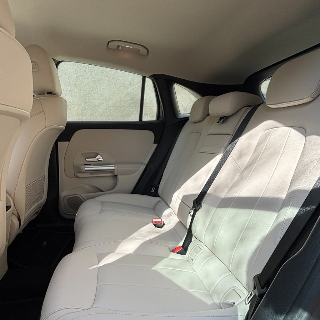 Mercedes EQA 300 4MATIC 2023