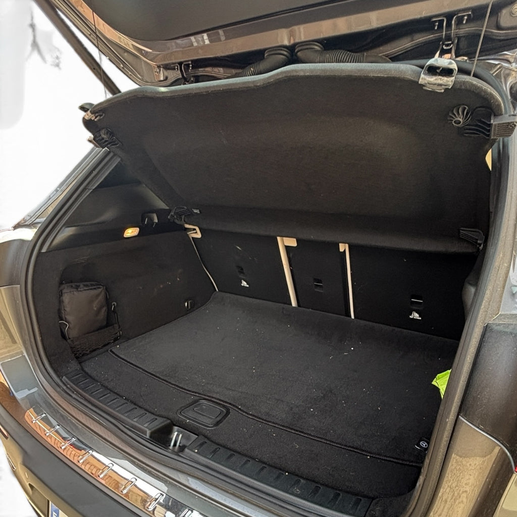 Mercedes EQA 300 4MATIC 2023